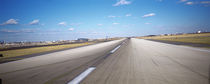 Runway at an airport, Philadelphia Airport, New York State, USA von Panoramic Images