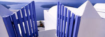 Gate at the terrace of a house, Santorini, Cyclades Islands, Greece von Panoramic Images