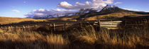 Fence with mountains in the background, Colorado, USA von Panoramic Images