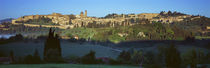 Town at the waterfront, Urbino, Marches, Italy von Panoramic Images