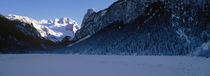 Mountains with a frozen lake, Lake Gosau, Dachstein Mountains, Austria von Panoramic Images