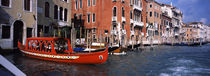 Panorama Print - Gondeln in einem Kanal, Canal Grande, Venedig, Veneto, Italien von Panoramic Images