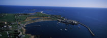 Sakonnet Point Lighthouse in the distance, Little Compton, Rhode Island, USA von Panoramic Images
