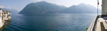 Mountain range at the lakeside, Lake Como, Como, Lombardy, Italy von Panoramic Images