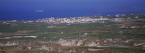 High angle view across Santorini to Caldera, Santorini, Greece von Panoramic Images