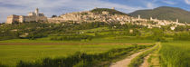 Village on a hill, Assisi, Perugia Province, Umbria, Italy von Panoramic Images