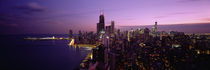 Buildings Lit Up At Night, Chicago, Illinois, USA von Panoramic Images