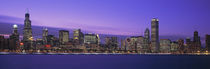  View Of An Urban Skyline At Dusk, Chicago, Illinois, USA von Panoramic Images
