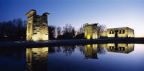 Reflection of a temple in water, Egyptian Temple Of Debod, Madrid, Spain von Panoramic Images