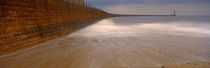 Surrounding Wall Along The Sea, Roker Pier, Sunderland, England, United Kingdom von Panoramic Images