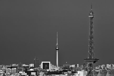 100407-eos7d-0002-77-berlin-towers-edit