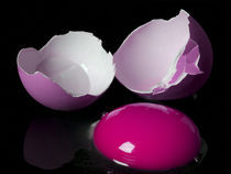 Pink Egg by Petra Kontusic
