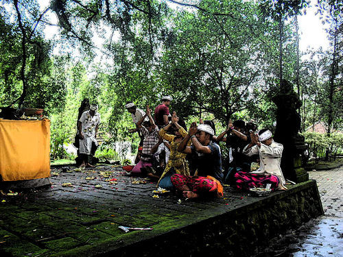 Bali-prayer