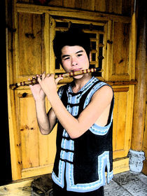 Chinesischer Flötenspieler von Hermann Bauer