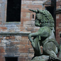 Linlithgow Palace Fountain Unicorn von Buster Brown Photography