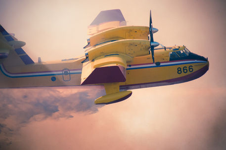 Canadair-on-fire