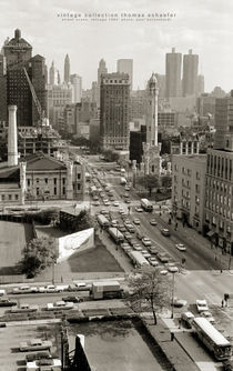 Chicago, Street scene 1964 by Thomas Schaefer