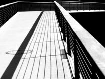 Bridge Black White von k-h.foerster _______                            port fO= lio