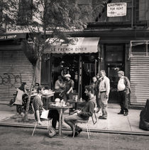 Street Scene, Lower East Side: New York City von Ron Greer