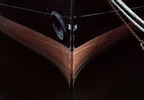 Ship's bow von Palle Smith-Petersen