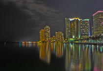 Miami At Night von Carolyn Cochran