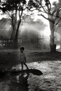 Little Boy - Kontum Village - Vietnam by captainsilva