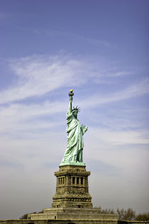 Statue of Liberty by Guy Miller