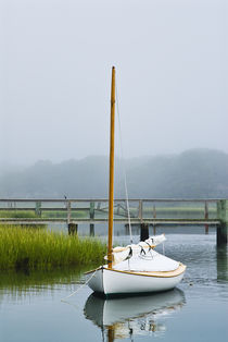 Lone boat, Cape Cod, MA, USA von John Greim