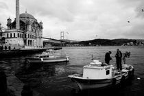 Istanbul by Emre Uzunoglu