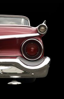 Classic car (red) by Beate Gube