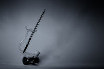 Glasfeder II by photoart-hartmann