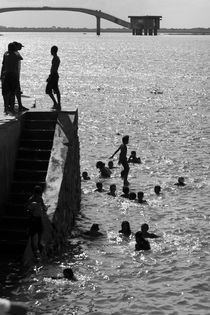 children in the sea by erich-sacco