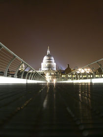 St Pauls Cathedral by Go Sugimoto