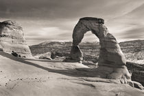 Delicate Arch by kuda