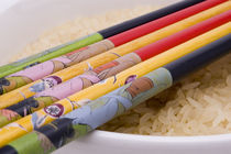 Chopsticks on Bowl of Rice von Tom Warner