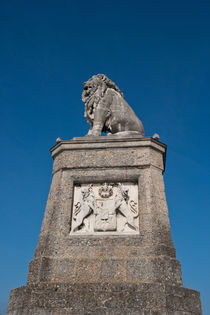 Statue of a lion in Lindau by safaribears