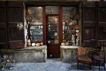 Tuscan Shop Front von Ken Crook