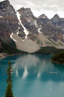 Moraine Lake, Alberta, Canada by RicardMN Photography