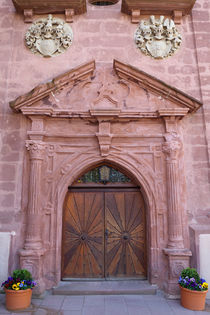 Portal of a church by safaribears