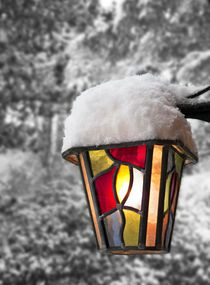 Snowy lantern lamp by Graham Prentice