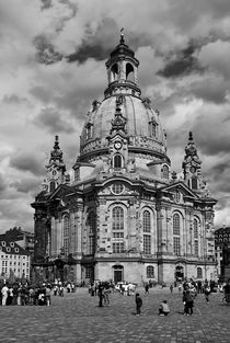 Frauenkirche, Dresden - schwarz-weiss by Jörg Hoffmann