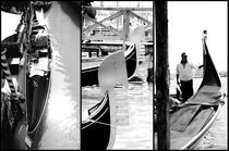 Venice- Gondola, Gondolier & Detail von Gautam Tingre