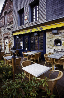 Bar in Honfleur von Razvan Anghelescu