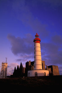 Lighthouse at dawn von Danita Delimont