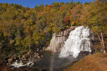 Rainbow Falls in Gorges State Park in North Carolina von Danita Delimont