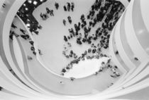 New York City: The Guggenheim Museum Gallery View of Entrance von Danita Delimont