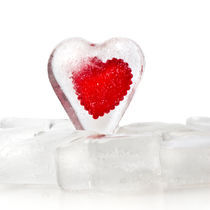 Frozen heart by holka