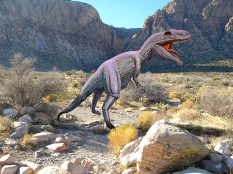 Gigantosaurus-in-desert-f