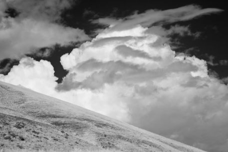 Michael-kloth-ir-landscape-rising-storm-2680-edit