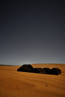 Desert 4 by Razvan Anghelescu